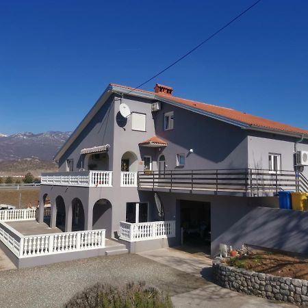 Apartman Marie Čavle Екстериор снимка